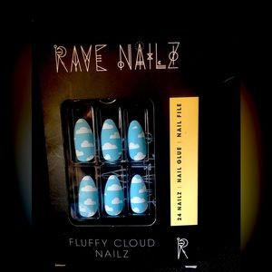 Rave Nailz - stick on false nails